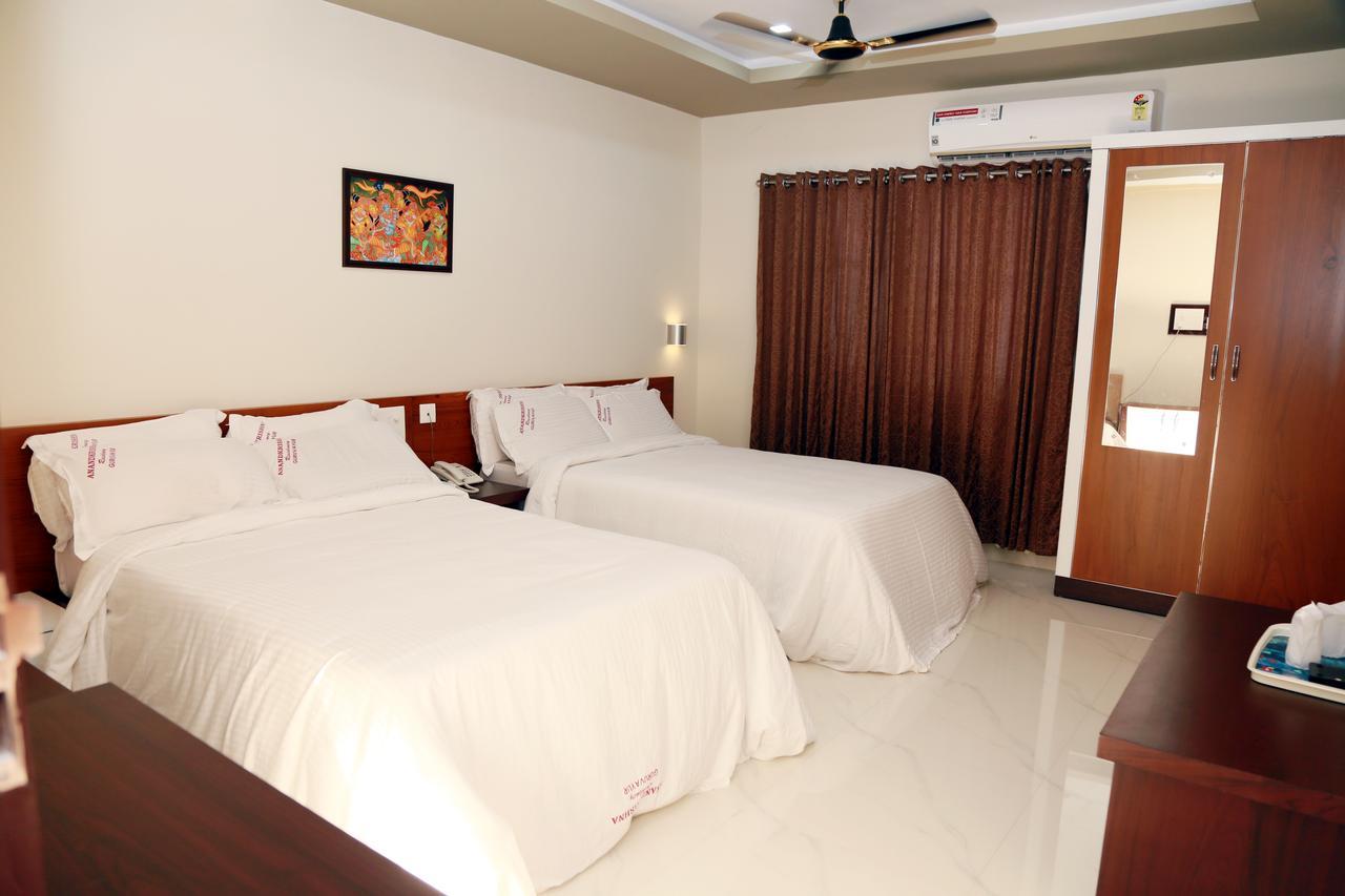 Hotel Anandkrishna Residency à Guruvāyūr Extérieur photo