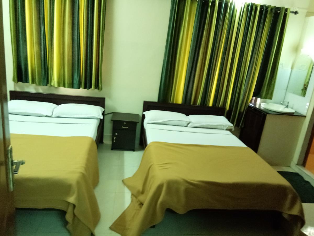 Hotel Anandkrishna Residency à Guruvāyūr Extérieur photo