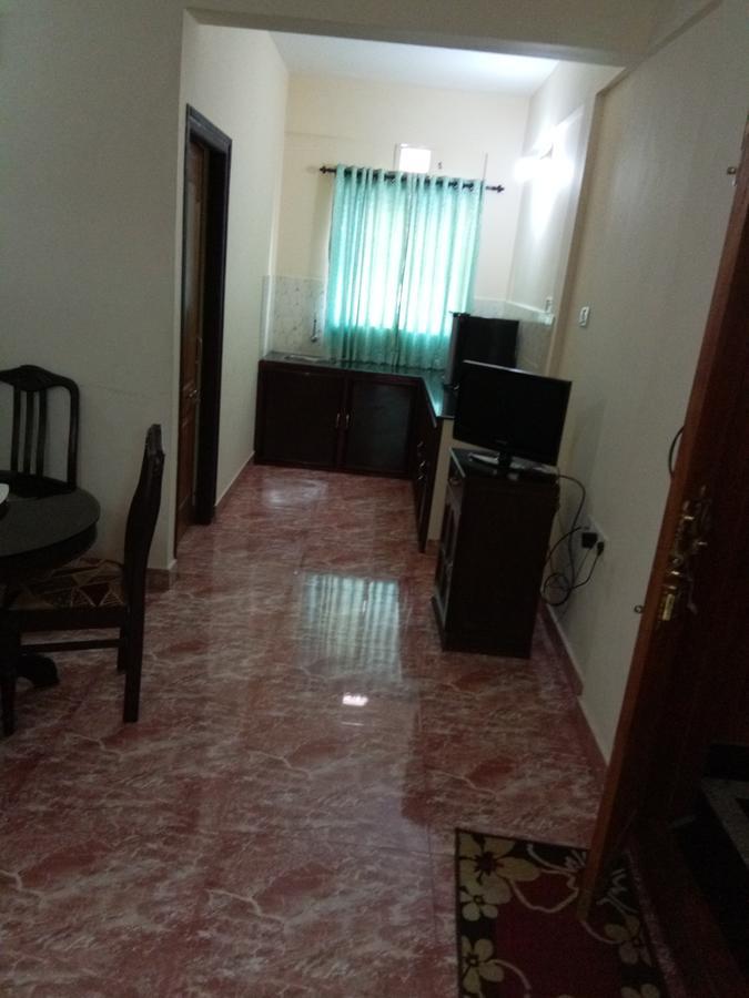 Hotel Anandkrishna Residency à Guruvāyūr Extérieur photo