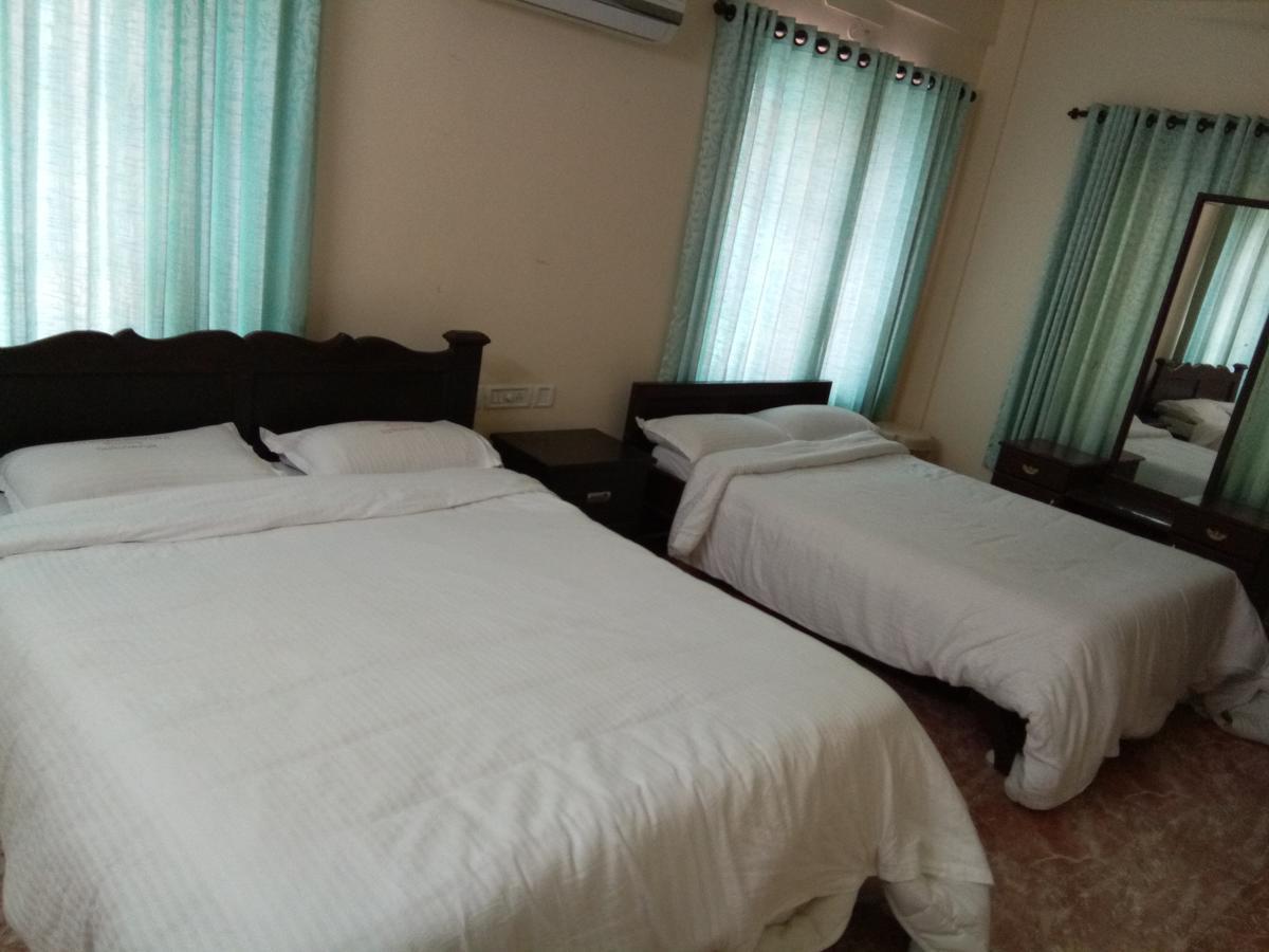 Hotel Anandkrishna Residency à Guruvāyūr Extérieur photo